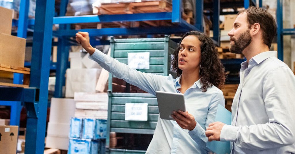 People working in the warehouse